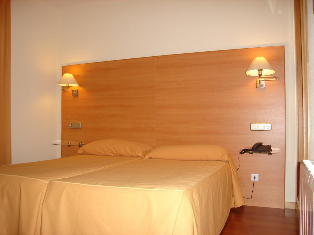 Hotel Europa Villacanas Quarto foto